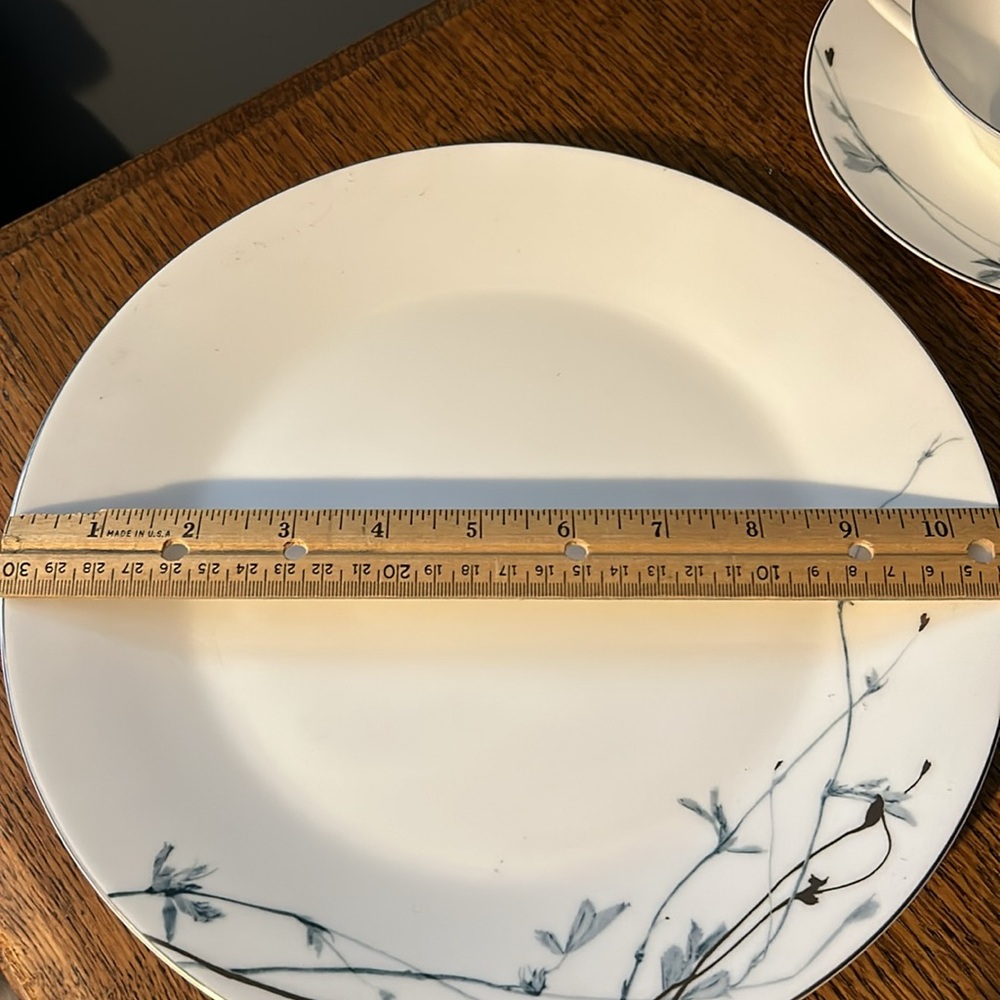 5pc EUC Calvin Klein china place setting - Picture 8 of 8